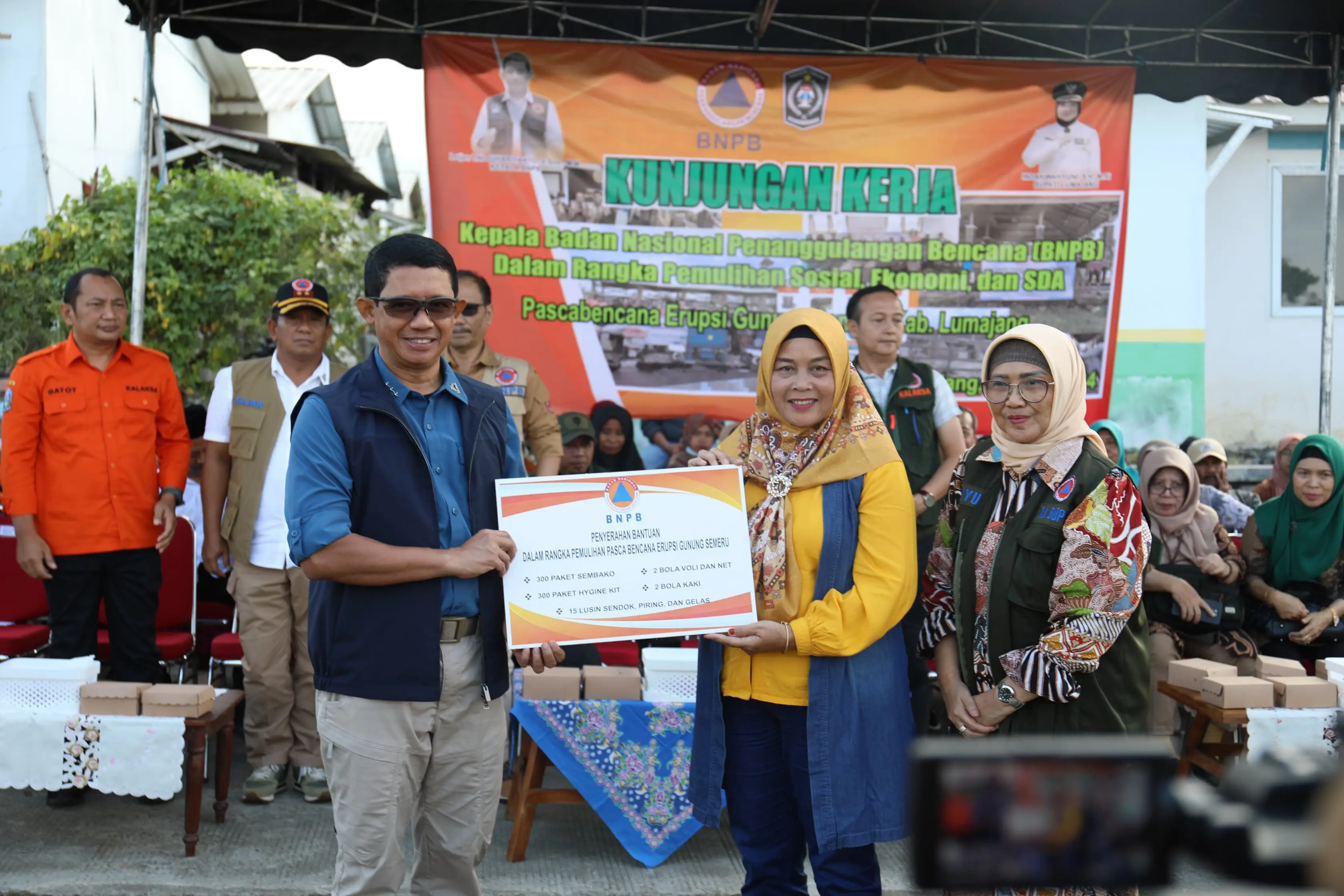 Kepala BNPB Tinjau Huntap dan Pendampingan Pemulihan Pascabencana Erupsi Gunung Semeru